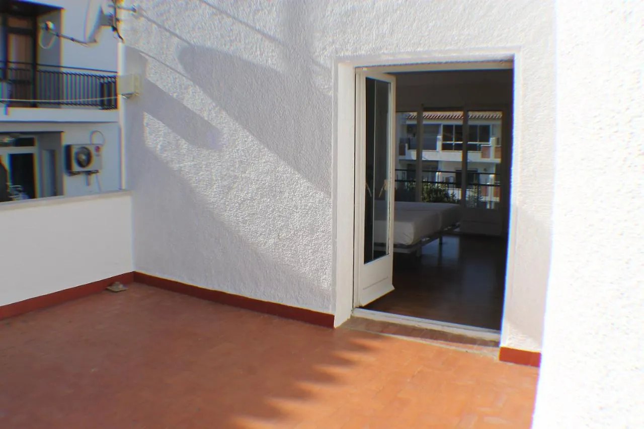 Agi Riu Segre Villa Roses