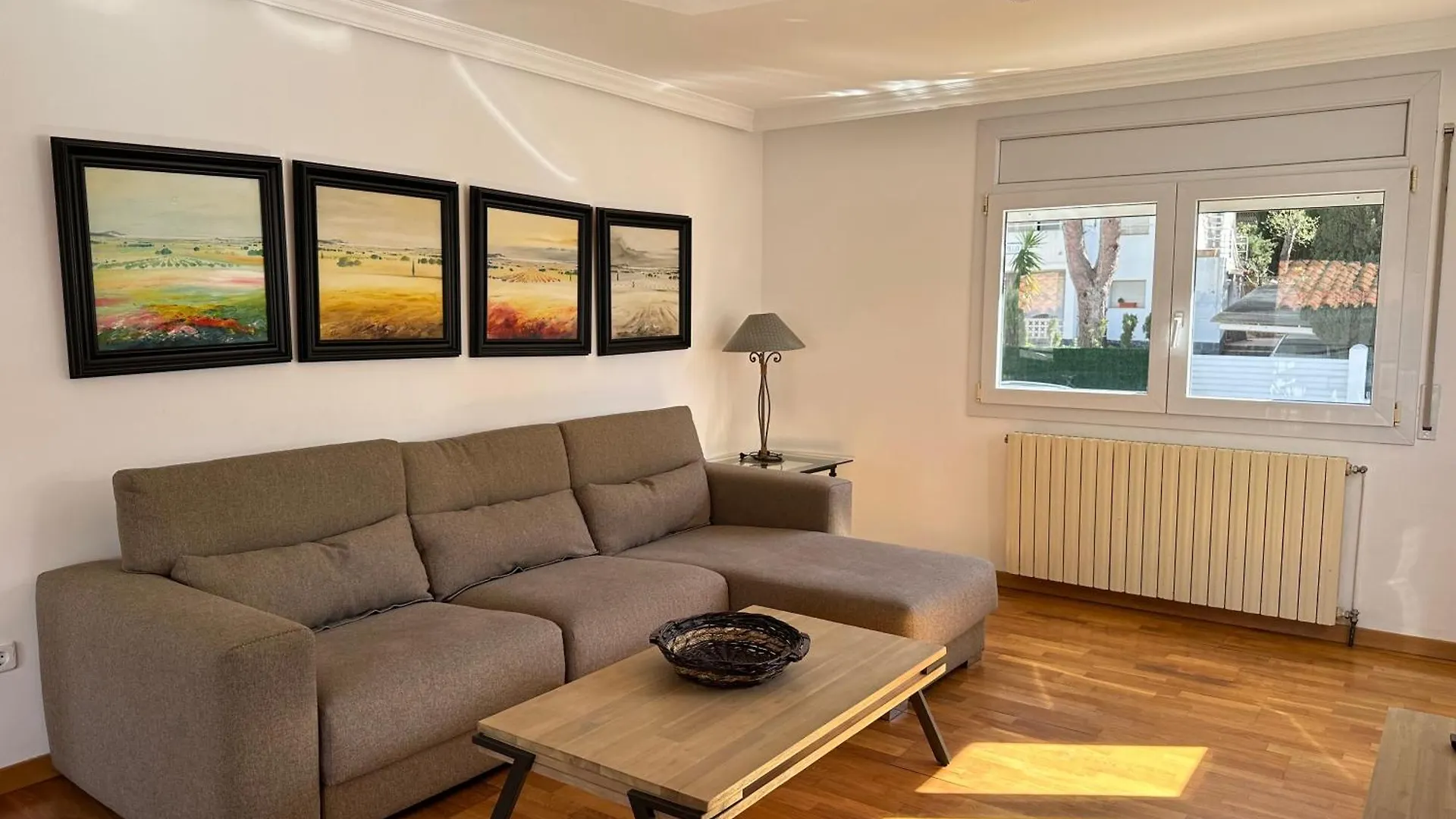 Agi Riu Segre Villa Roses 0*,  Španělsko
